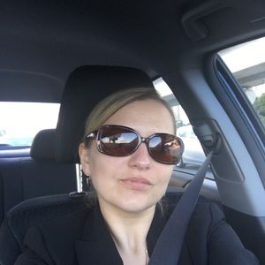 Meet your Posher, Ina